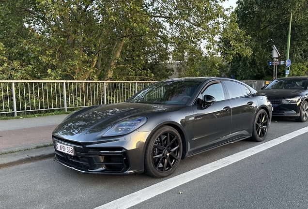 Porsche 972 Panamera Turbo E-Hybrid
