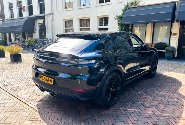 Porsche Cayenne Coupé Turbo E-Hybrid