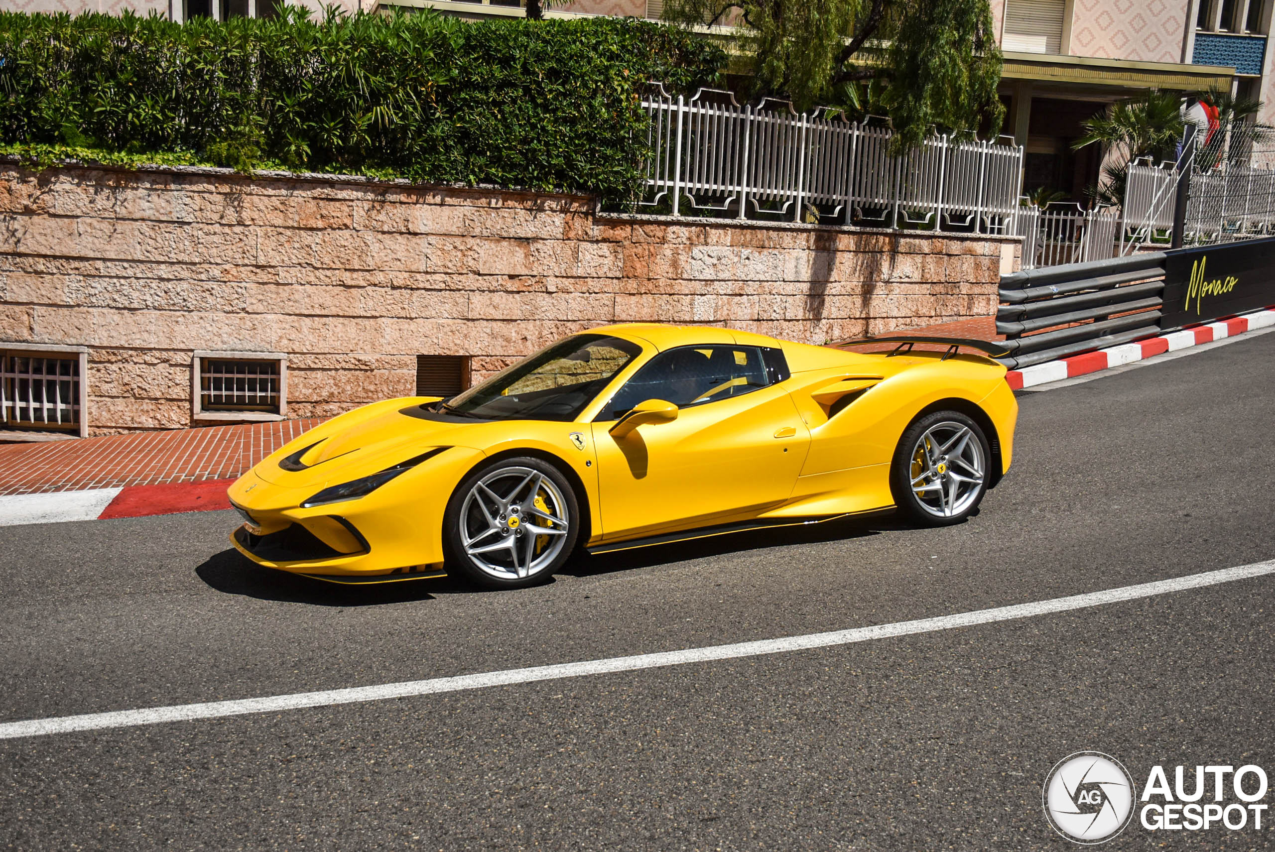 Smaakvolle Italiaan over het Monegaskische circuit