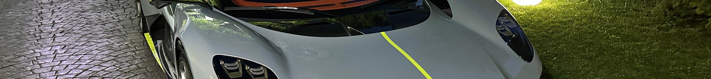Aston Martin Valhalla