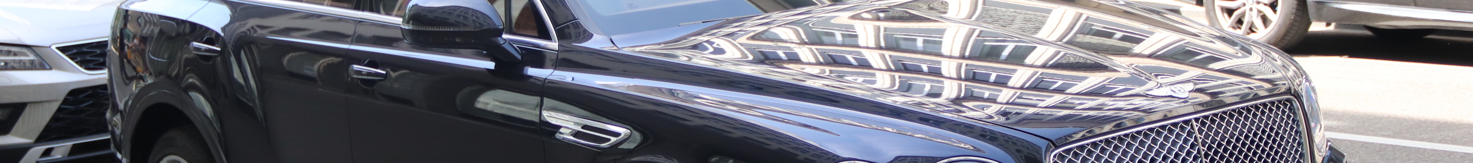 Bentley Bentayga V8 2021