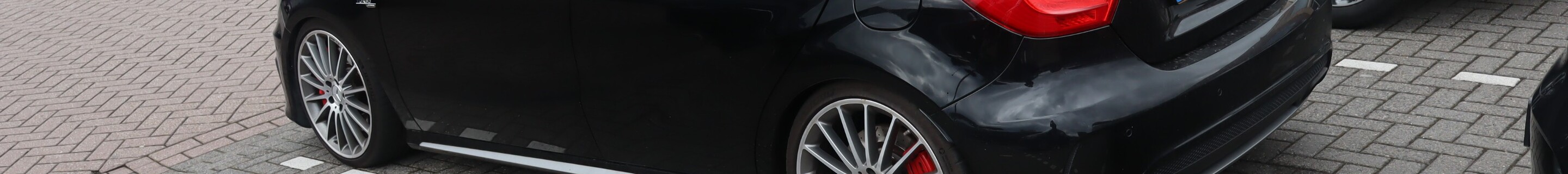 Mercedes-Benz A 45 AMG