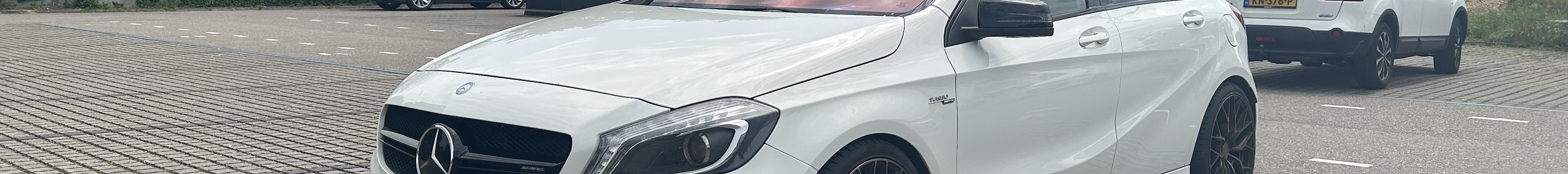 Mercedes-Benz A 45 AMG Edition 1