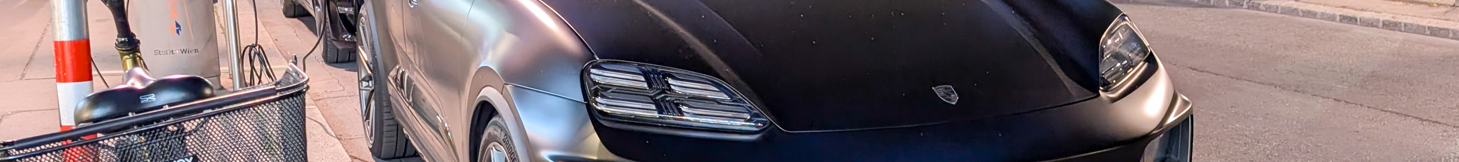 Porsche Macan EV Turbo