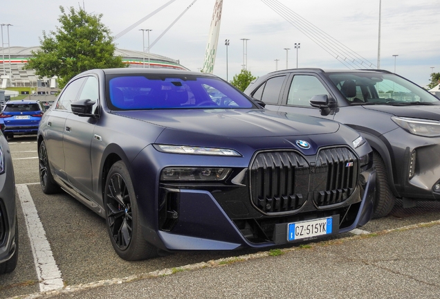 BMW M760e xDrive