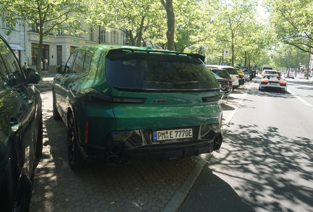 BMW XM G09