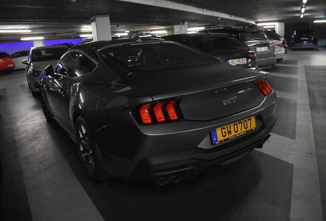 Ford Mustang GT 2024