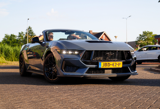 Ford Mustang GT Convertible 2024