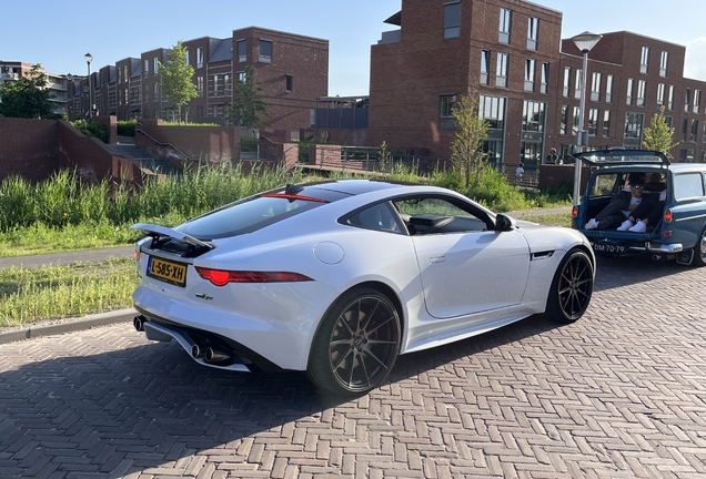 Jaguar F-TYPE R Coupé