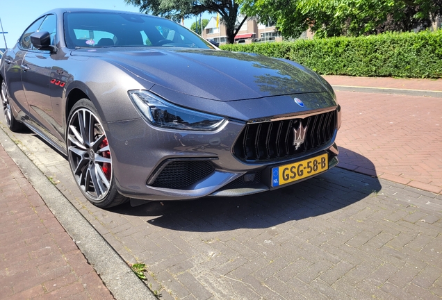 Maserati Ghibli Trofeo