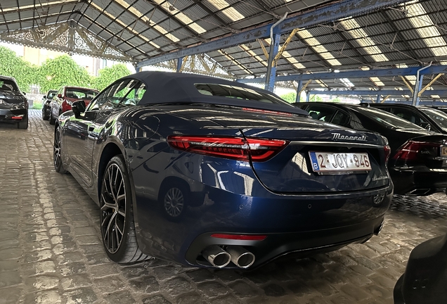 Maserati GranCabrio Modena