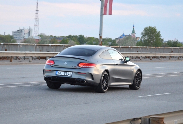 Mercedes-AMG C 63 S Coupé C205