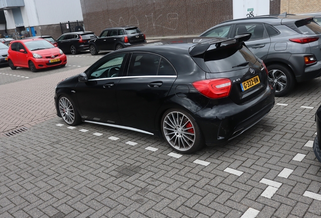 Mercedes-Benz A 45 AMG