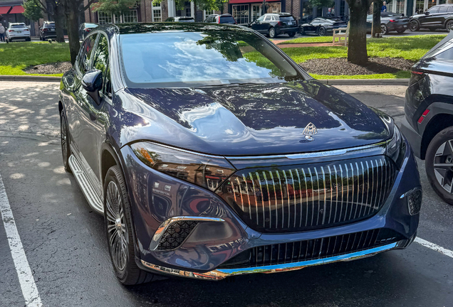 Mercedes-Maybach EQS 680 SUV
