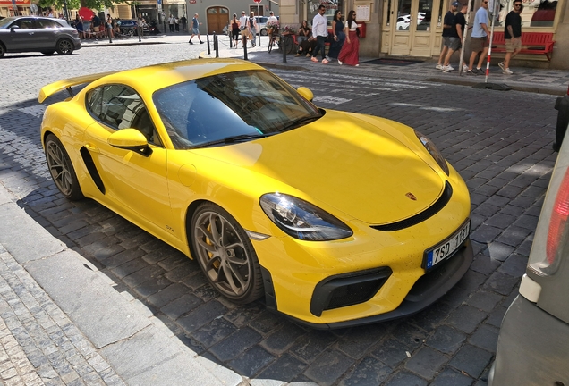Porsche 718 Cayman GT4