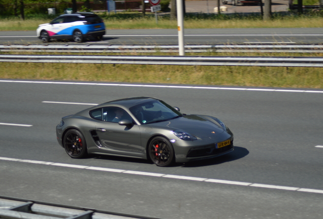 Porsche 718 Cayman GTS 4.0