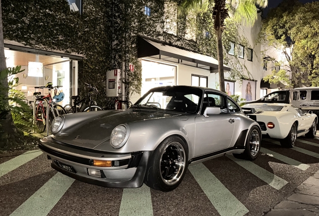 Porsche 930 Turbo