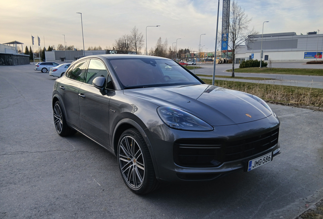 Porsche Cayenne Coupé Turbo S E-Hybrid
