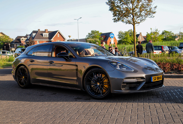 Porsche 971 Panamera Turbo S E-Hybrid Sport Turismo MkI