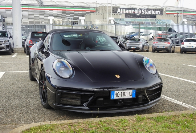 Porsche 992 Carrera 4 GTS Cabriolet MkI