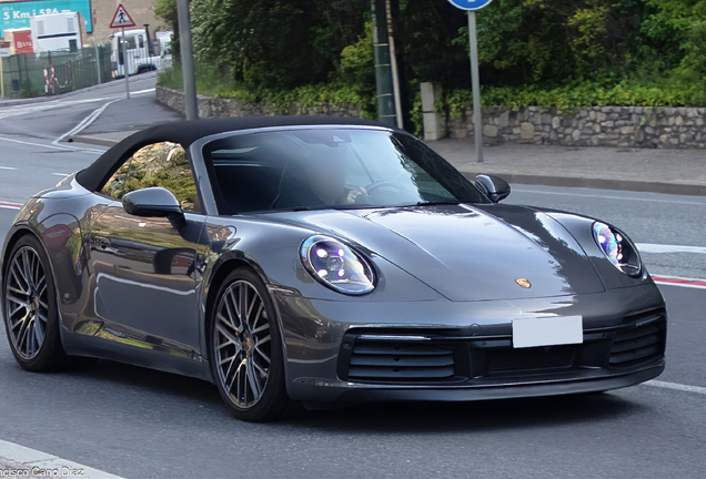 Porsche 992 Carrera 4S Cabriolet MkI