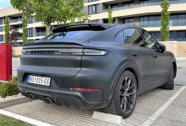 Porsche Cayenne Coupé Turbo E-Hybrid