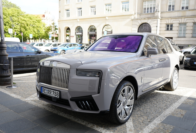 Rolls-Royce Cullinan Series II Black Badge