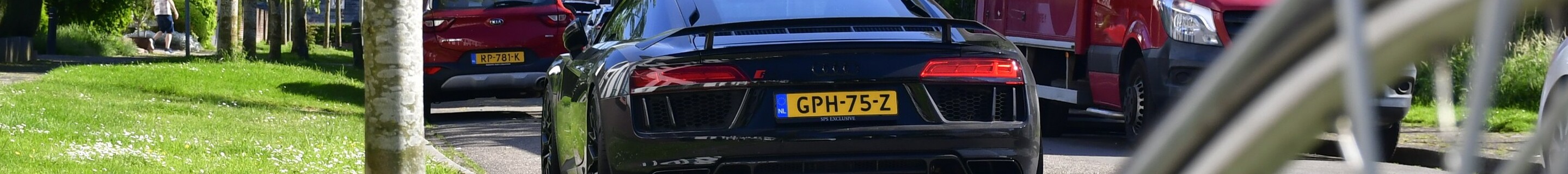 Audi R8 V10 Plus 2015