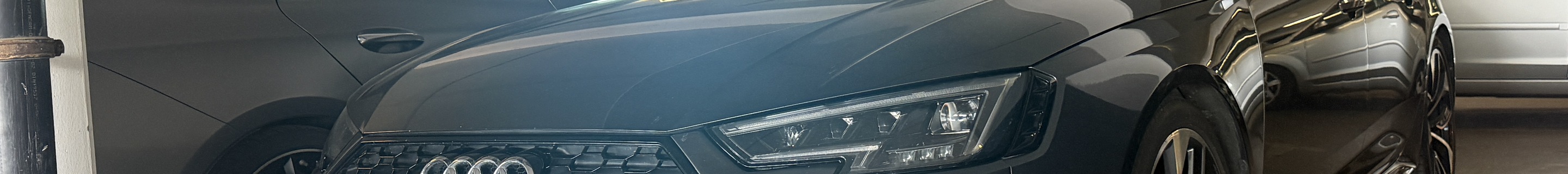 Audi RS4 Avant B9