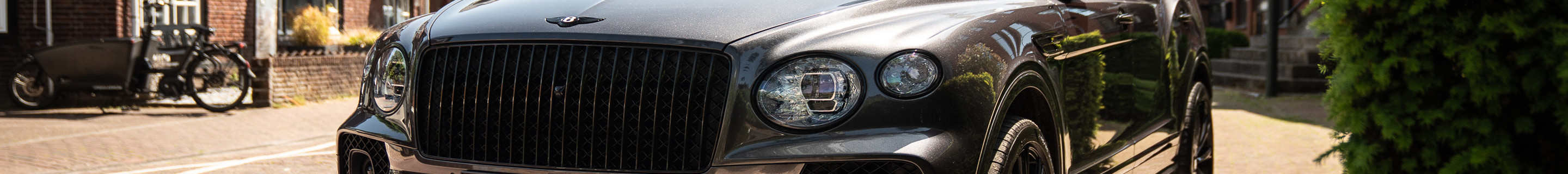 Bentley Bentayga Azure EWB