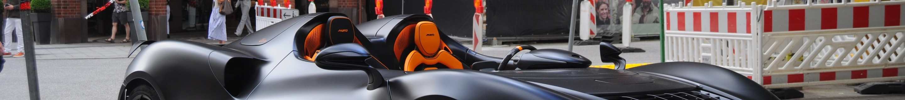 McLaren Elva