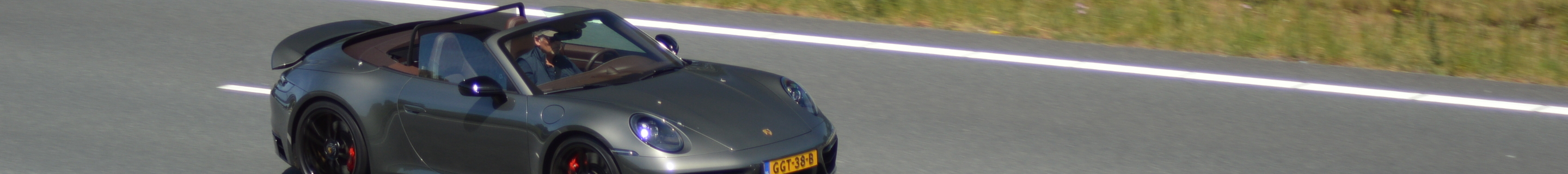 Porsche 992 Carrera 4 GTS Cabriolet MkI