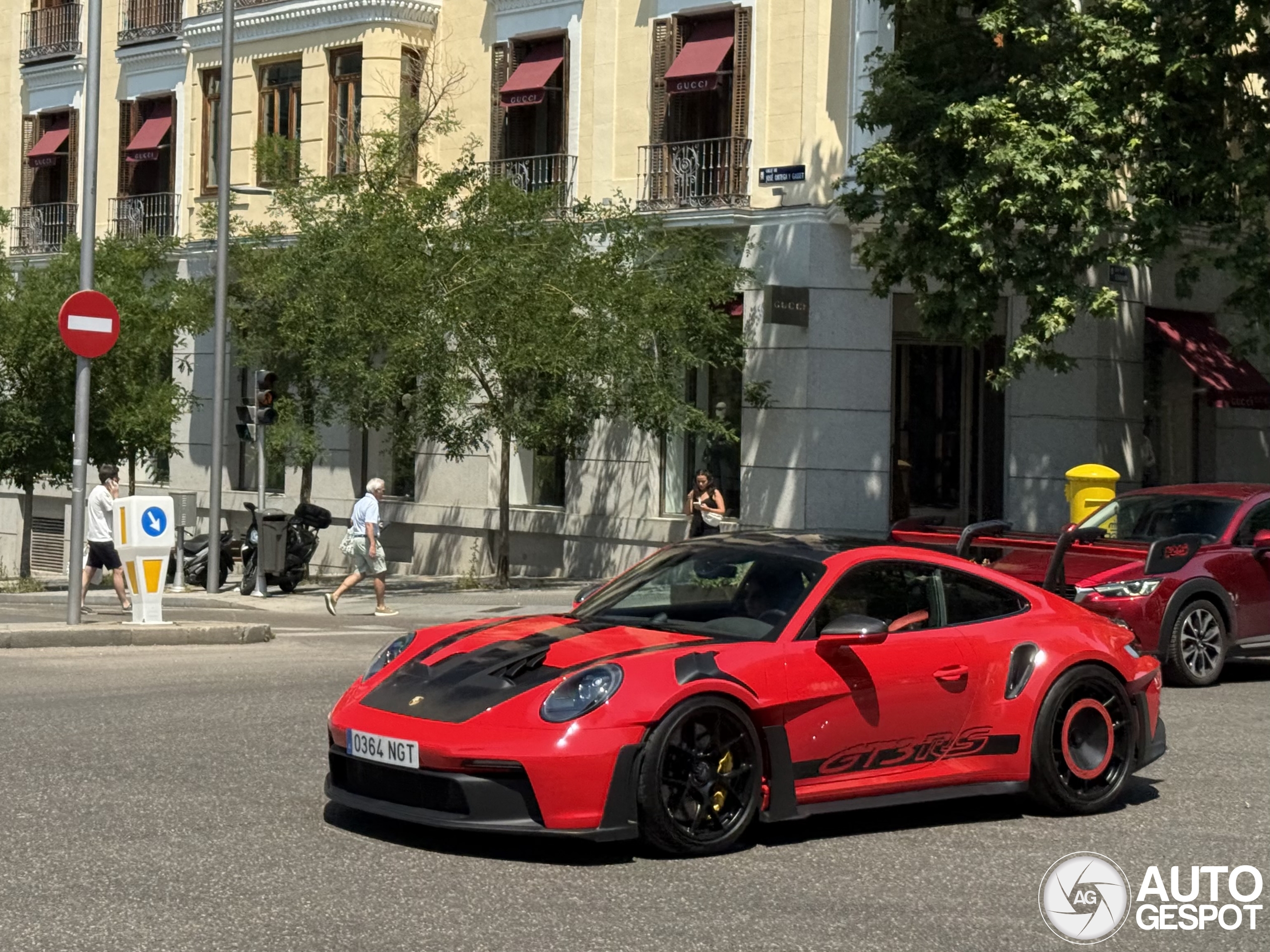 Porsche 992 GT3 RS MkI Weissach Package Manthey Racing