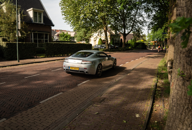 Aston Martin V8 Vantage N400