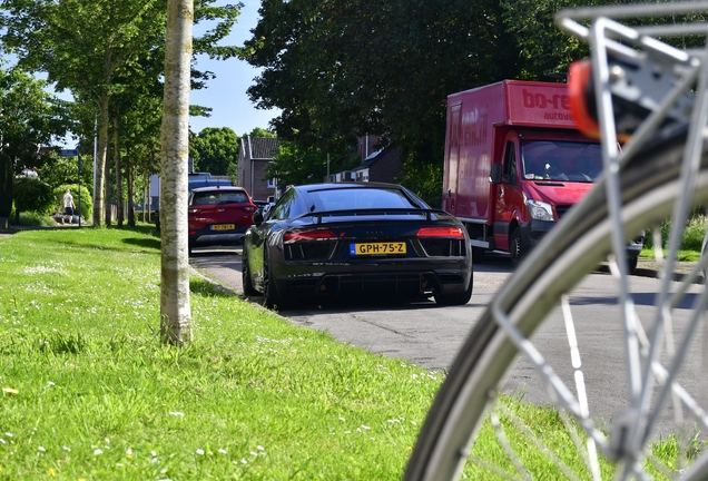 Audi R8 V10 Plus 2015