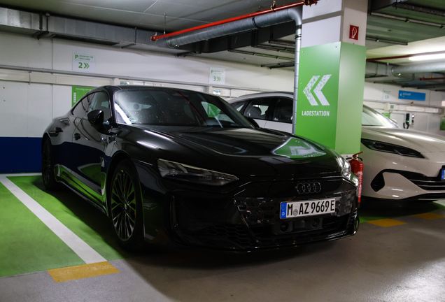 Audi RS E-Tron GT 2025