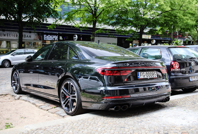 Audi S8 D5