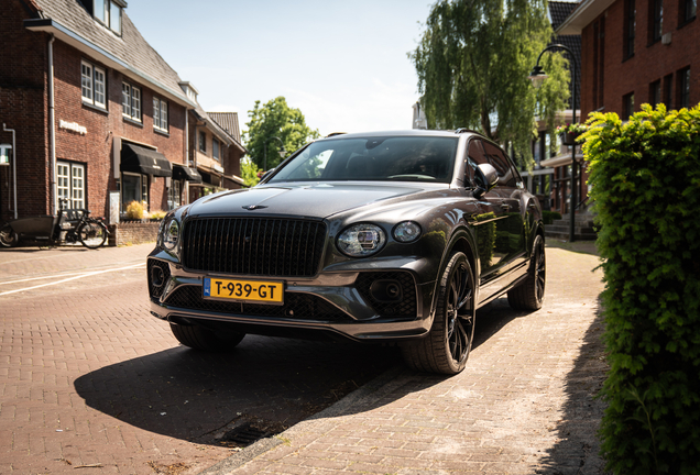 Bentley Bentayga Azure EWB