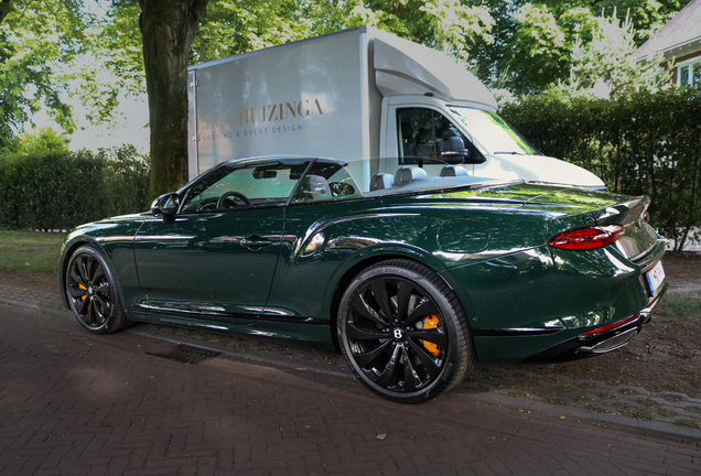 Bentley Continental GTC 2025