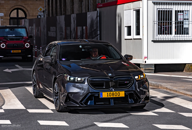 BMW M5 G90