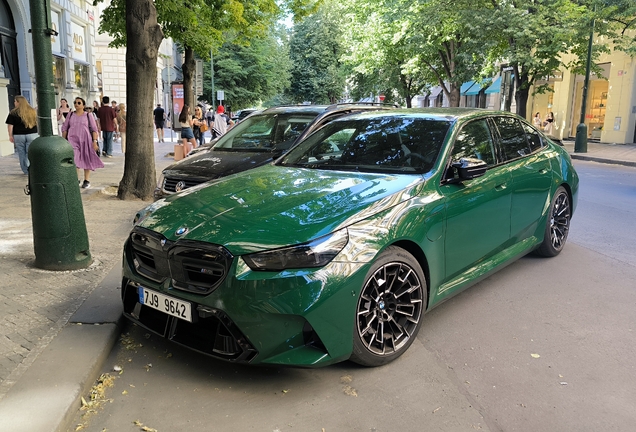 BMW M5 G90