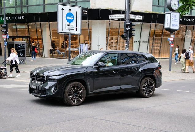 BMW XM G09