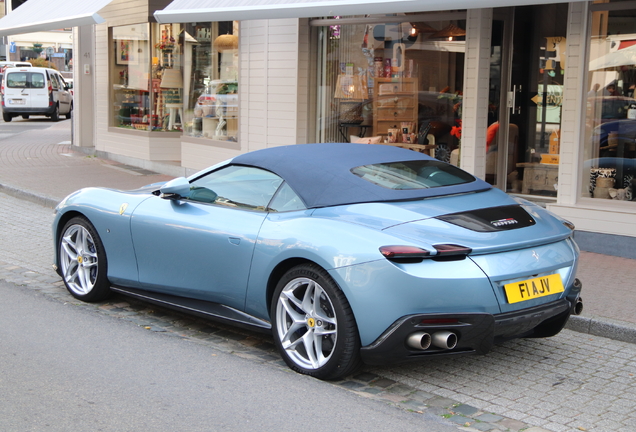 Ferrari Roma Spider