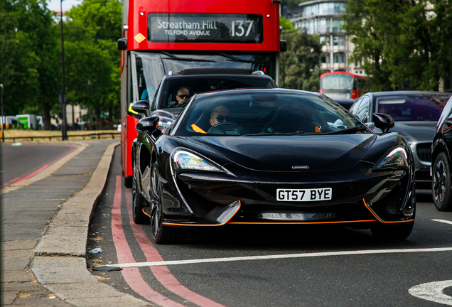 McLaren 570S