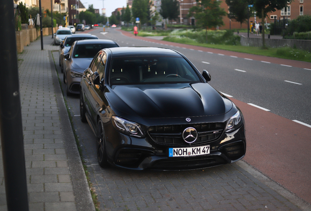 Mercedes-AMG E 63 S W213