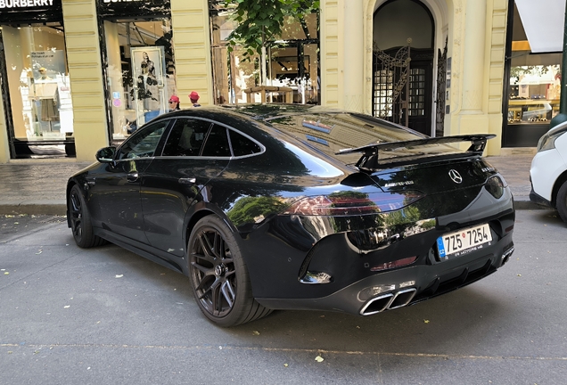 Mercedes-AMG GT 63 S X290