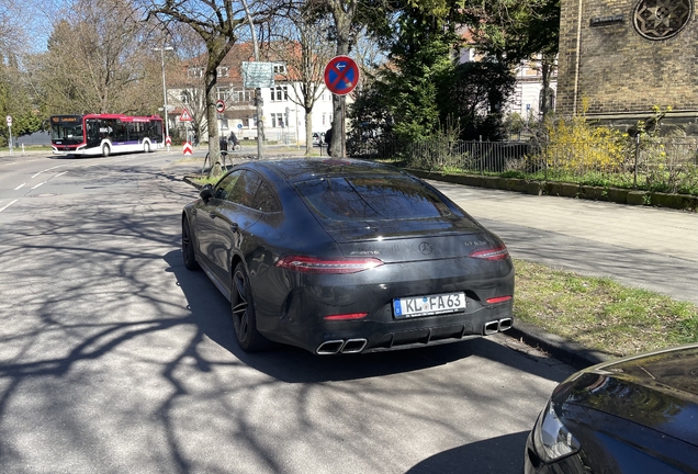 Mercedes-AMG GT 63 S X290