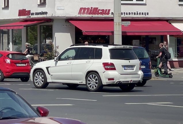 Mercedes-Benz Brabus GLK V8 6.1