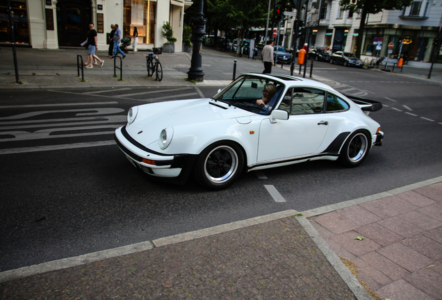 Porsche 930 Turbo