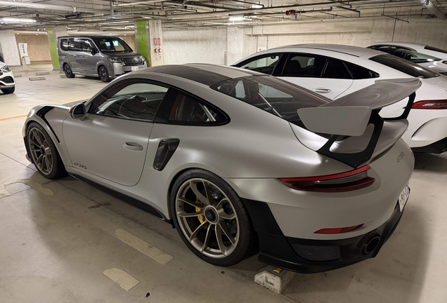 Porsche 991 GT2 RS Weissach Package